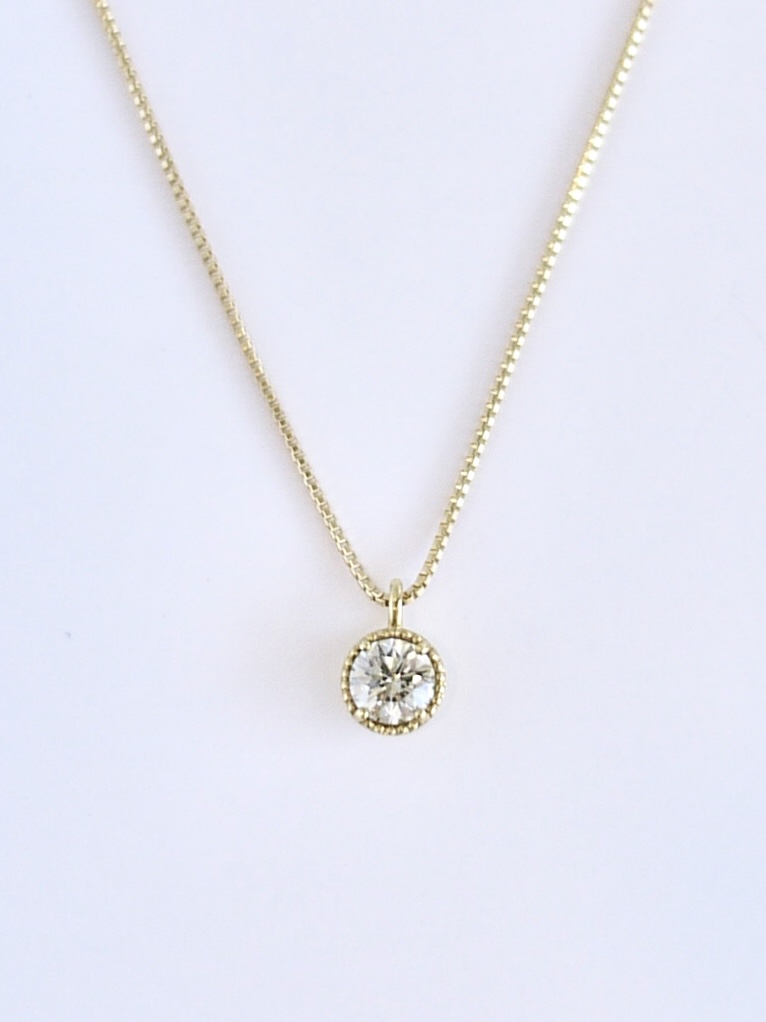 ミル打ち ダイヤ ネックレス