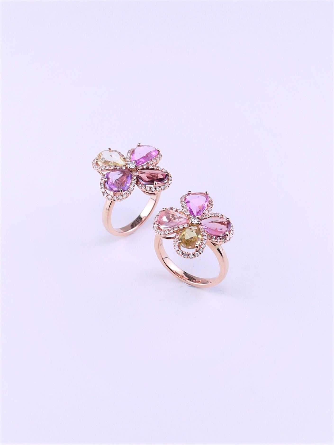 カラーサファイア フラワー リング｜水瓶座の星座石