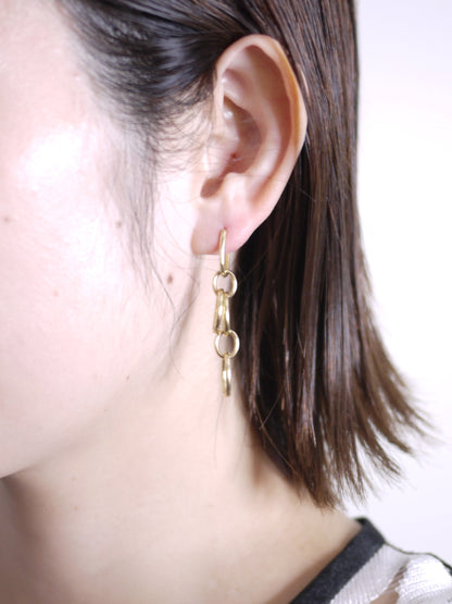 [完売] ゴールド ロングチェーン ピアス